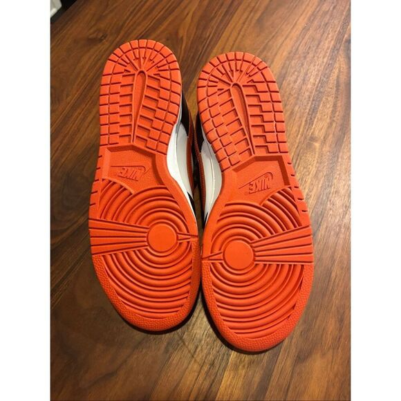 Nike Men's Black & White Dunk Low Retro Lace-up Red Swoosh Sneakers Sz 8.5 NWOT - Picture 7 of 10